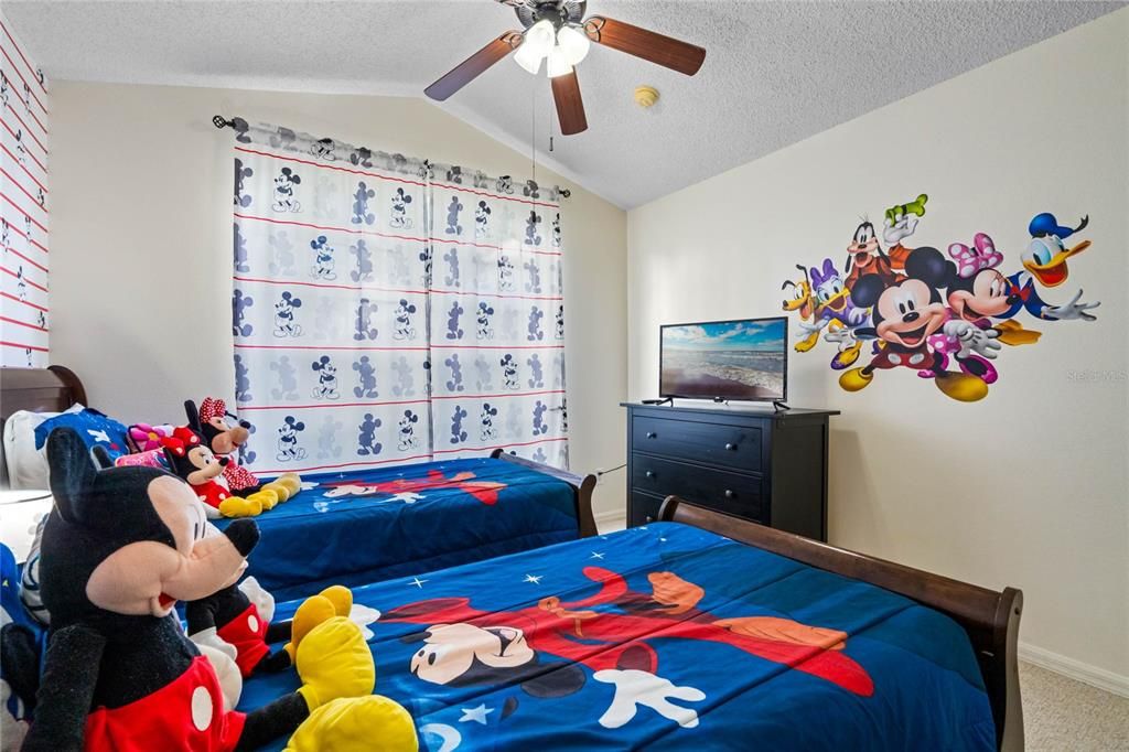 En Venta: $485,000 (4 camas, 3 baños, 1760 Pies cuadrados)
