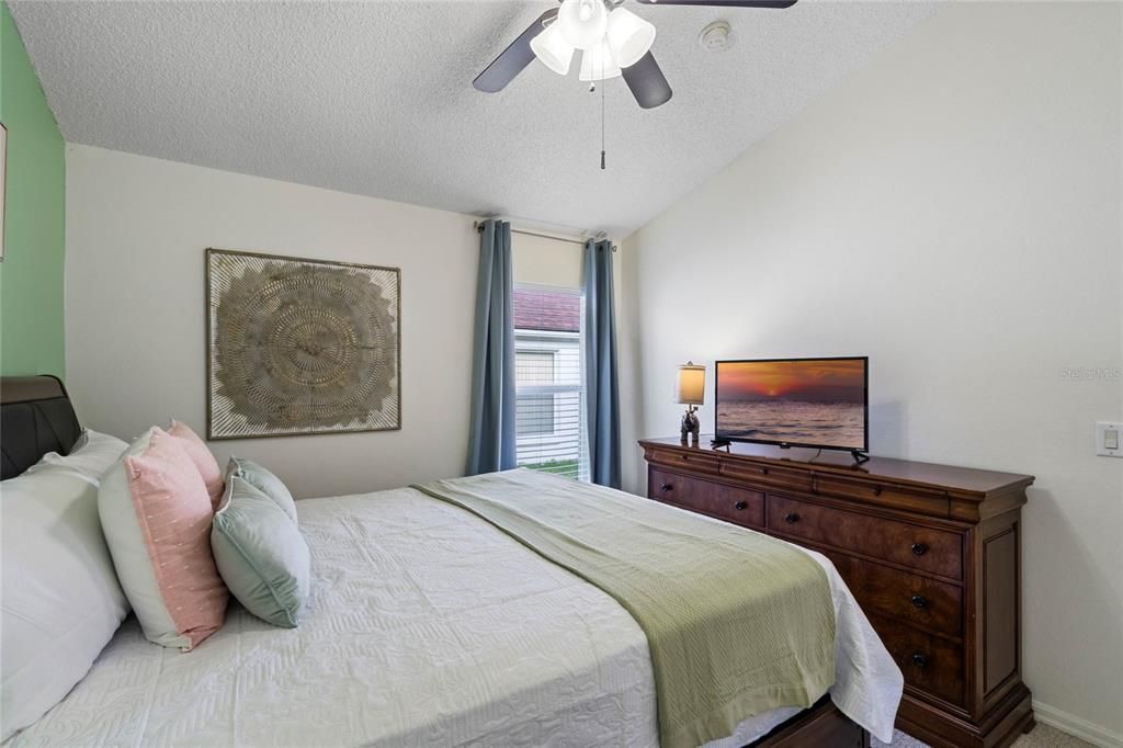 En Venta: $485,000 (4 camas, 3 baños, 1760 Pies cuadrados)