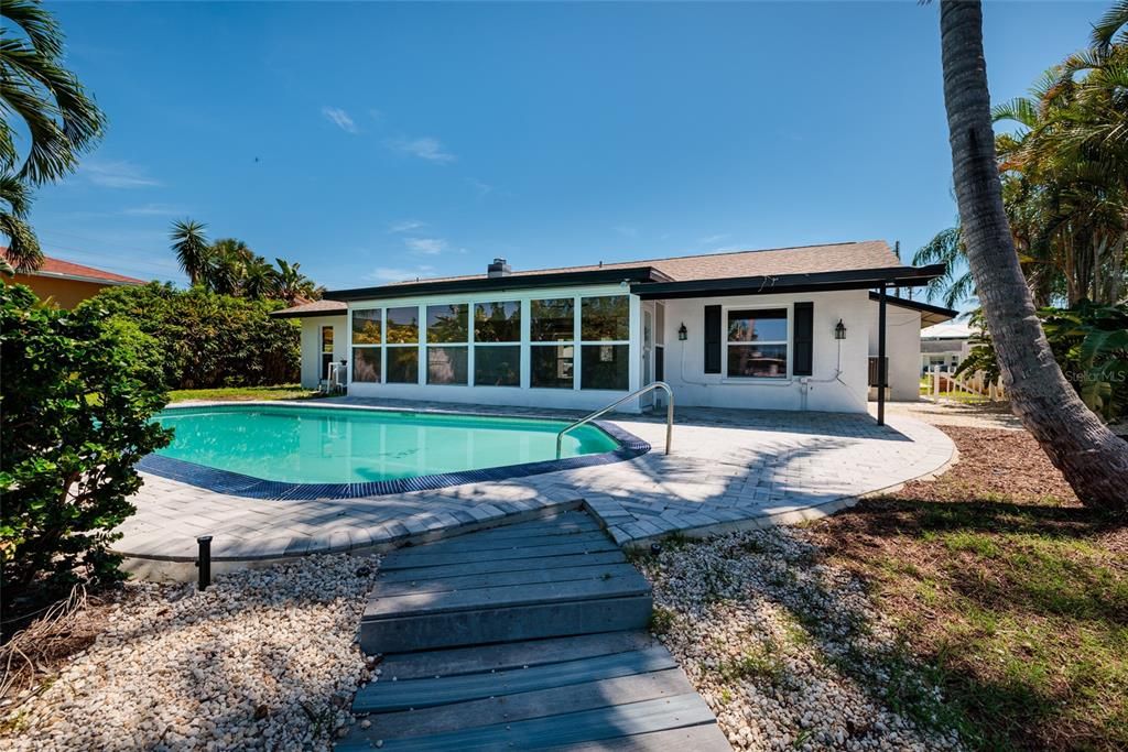: $899,900 (3 camas, 2 baños, 1689 Pies cuadrados)