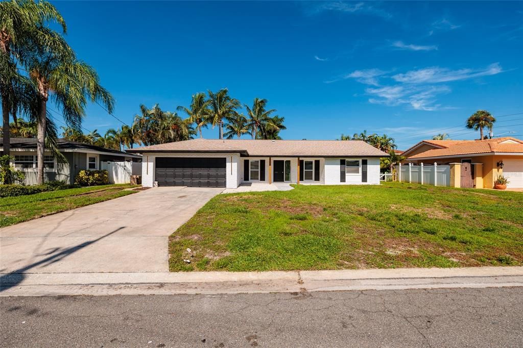 : $899,900 (3 camas, 2 baños, 1689 Pies cuadrados)
