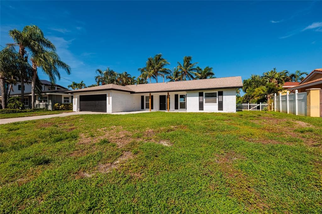 : $899,900 (3 camas, 2 baños, 1689 Pies cuadrados)