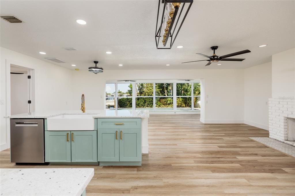: $899,900 (3 camas, 2 baños, 1689 Pies cuadrados)