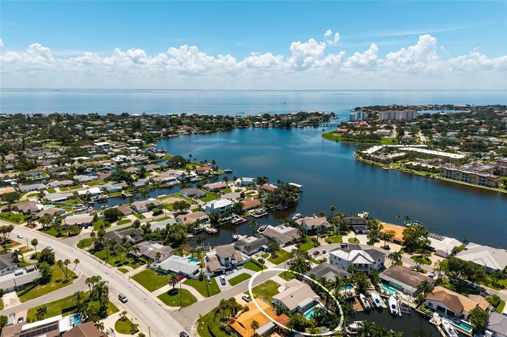 : $899,900 (3 camas, 2 baños, 1689 Pies cuadrados)