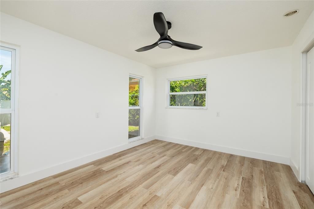 : $899,900 (3 camas, 2 baños, 1689 Pies cuadrados)