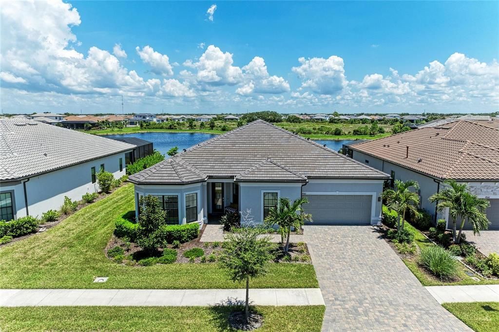 For Sale: $1,350,000 (3 beds, 3 baths, 2857 Square Feet)