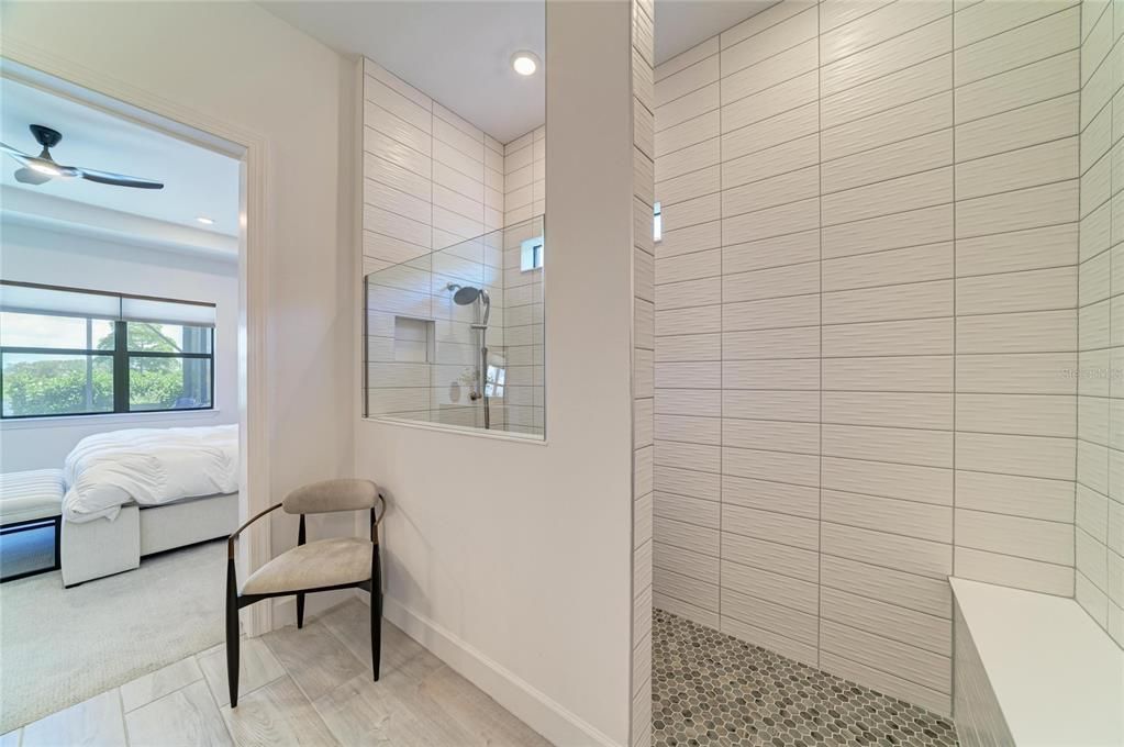 For Sale: $1,350,000 (3 beds, 3 baths, 2857 Square Feet)