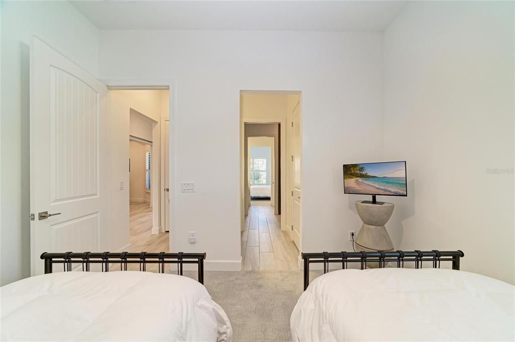 For Sale: $1,350,000 (3 beds, 3 baths, 2857 Square Feet)