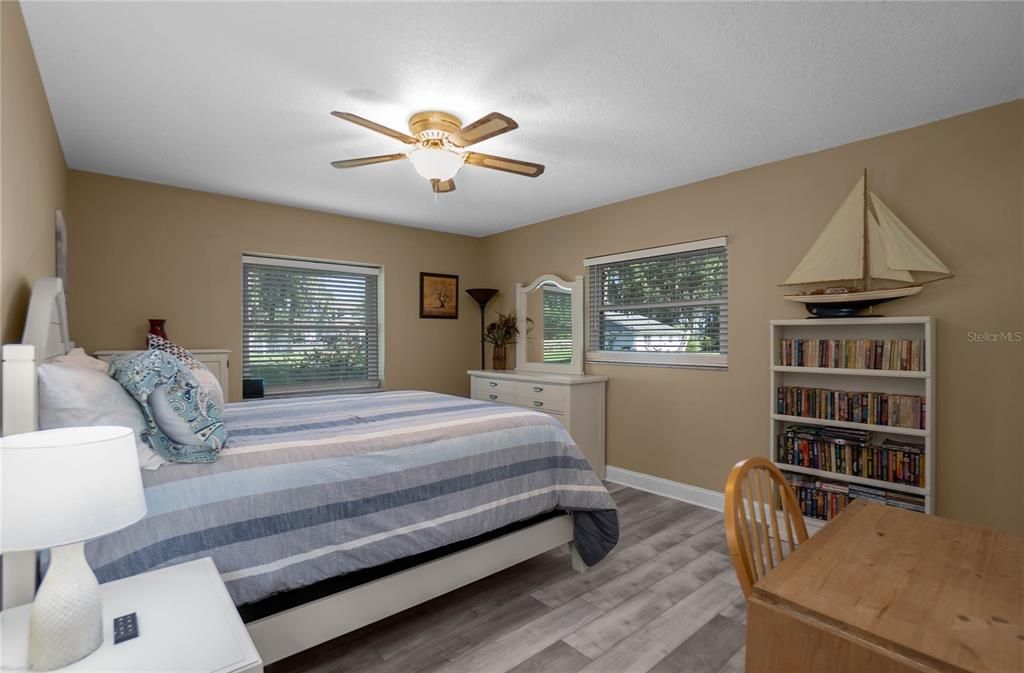 For Sale: $748,000 (3 beds, 3 baths, 2400 Square Feet)