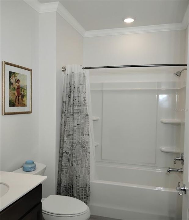 For Sale: $475,000 (3 beds, 2 baths, 2087 Square Feet)