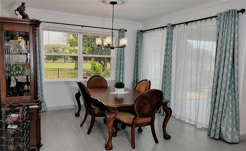 For Sale: $475,000 (3 beds, 2 baths, 2087 Square Feet)