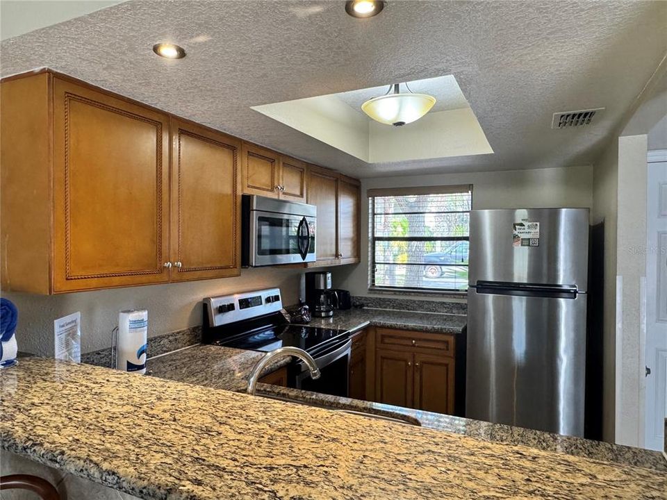 For Rent: $2,000 (2 beds, 2 baths, 1052 Square Feet)