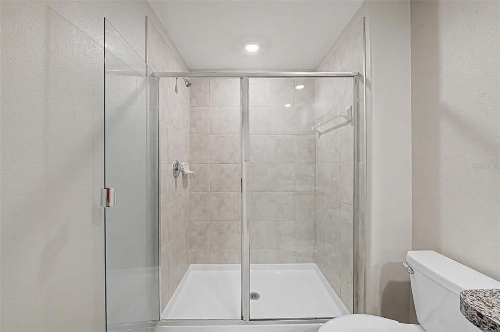 En Venta: $285,000 (2 camas, 2 baños, 1513 Pies cuadrados)