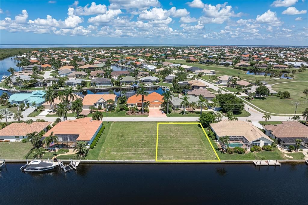 For Sale: $499,900 (0.22 acres)