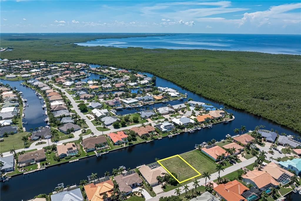 For Sale: $499,900 (0.22 acres)