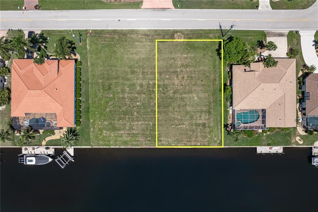 For Sale: $499,900 (0.22 acres)