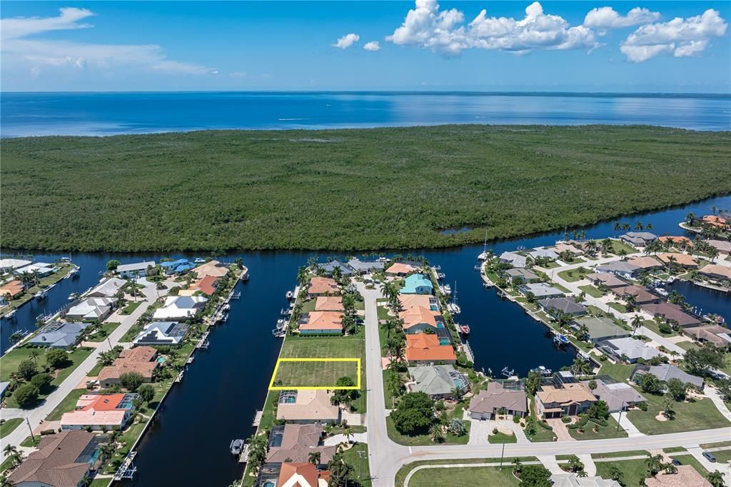 For Sale: $499,900 (0.22 acres)