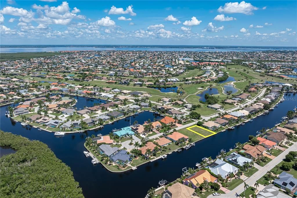 For Sale: $499,900 (0.22 acres)
