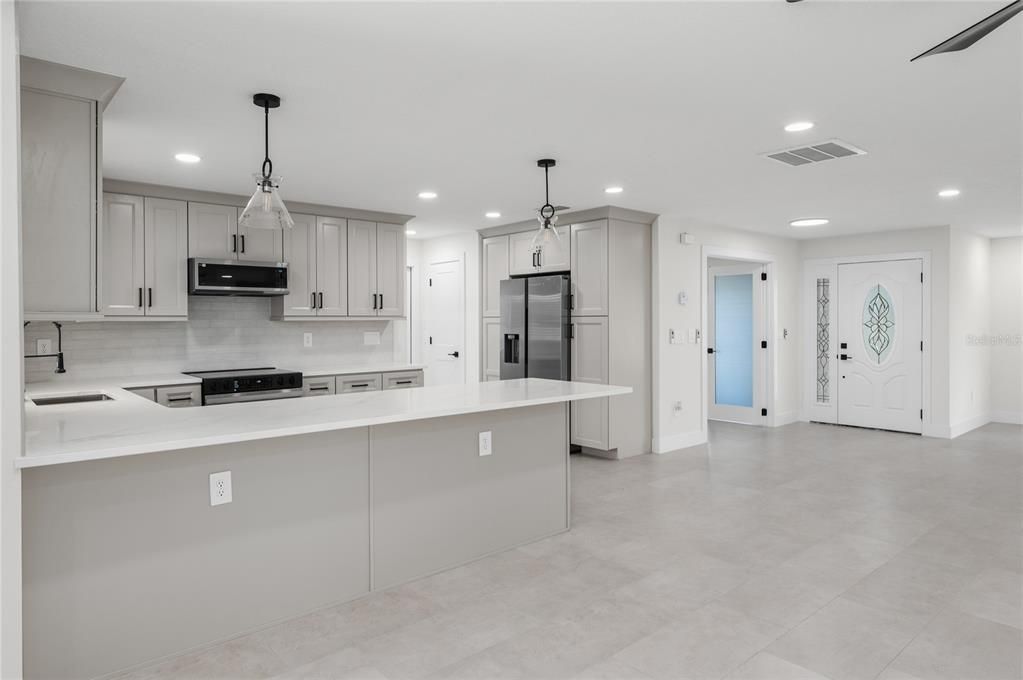 For Sale: $589,900 (4 beds, 2 baths, 1898 Square Feet)