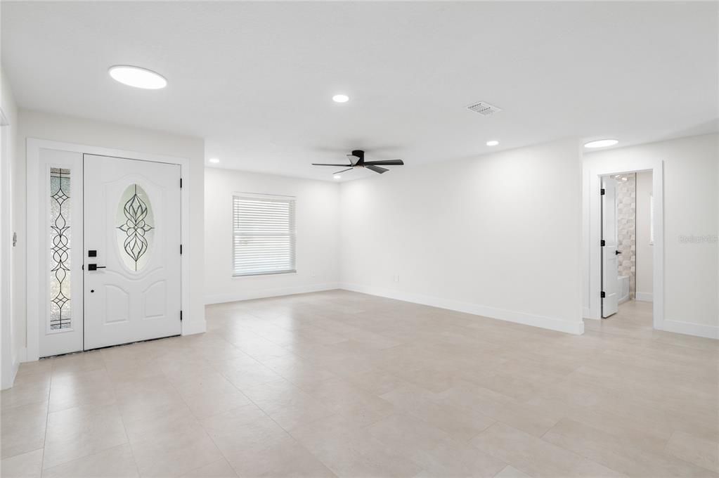 For Sale: $589,900 (4 beds, 2 baths, 1898 Square Feet)