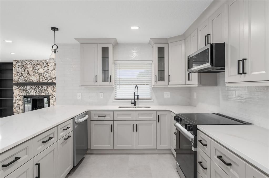 For Sale: $589,900 (4 beds, 2 baths, 1898 Square Feet)