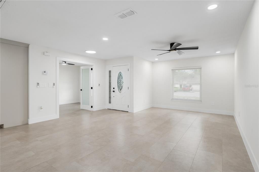 For Sale: $589,900 (4 beds, 2 baths, 1898 Square Feet)