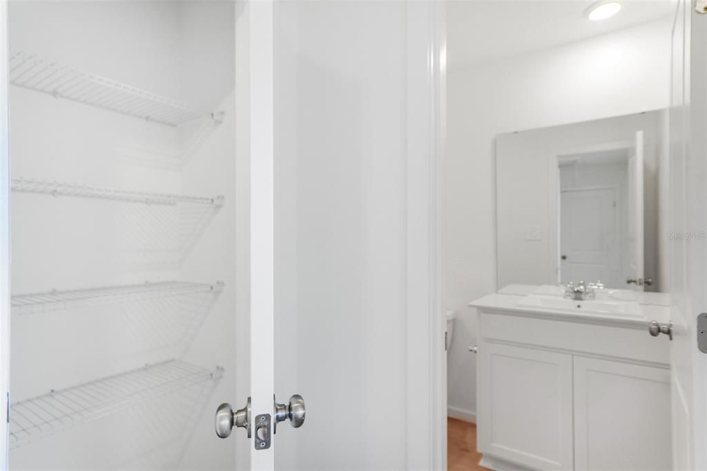 En Renta: $2,200 (3 camas, 2 baños, 1423 Pies cuadrados)