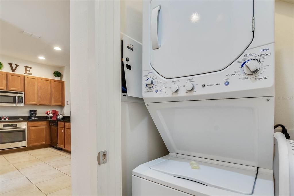 For Sale: $330,000 (3 beds, 2 baths, 1474 Square Feet)