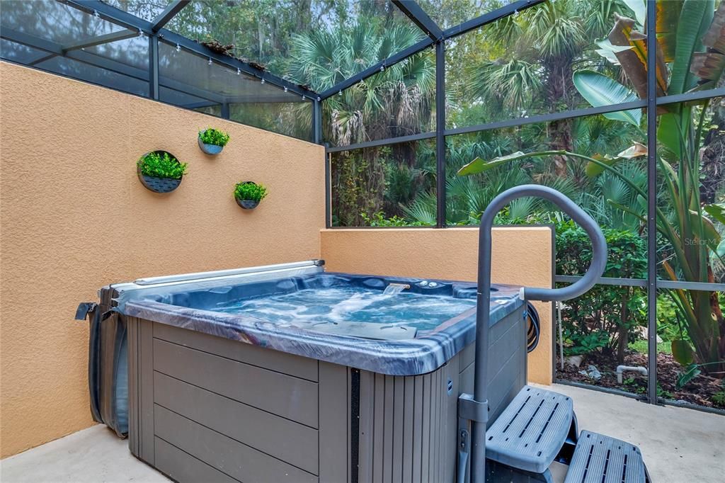 For Sale: $330,000 (3 beds, 2 baths, 1474 Square Feet)