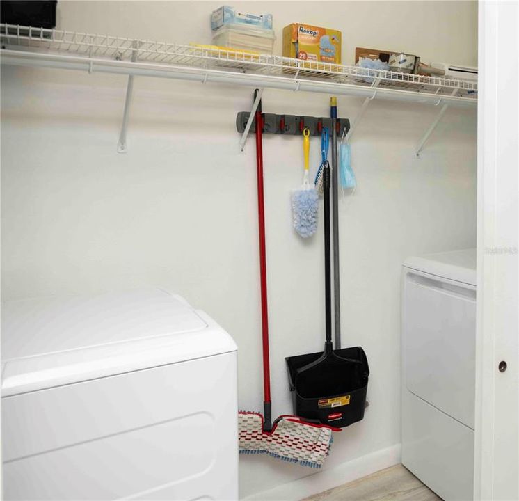For Sale: $209,000 (3 beds, 2 baths, 1212 Square Feet)
