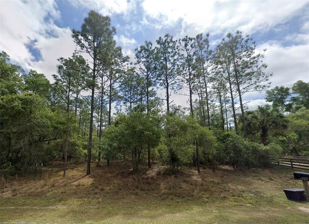 На продажу: $250,000 (10.50 acres)