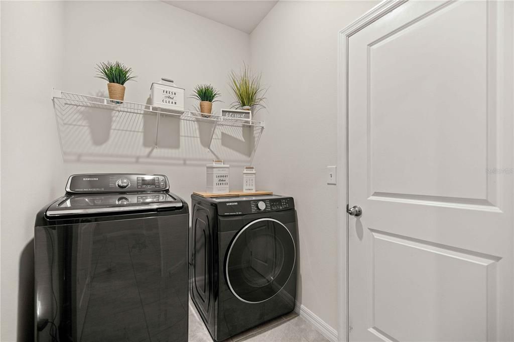 For Sale: $439,000 (4 beds, 2 baths, 2053 Square Feet)