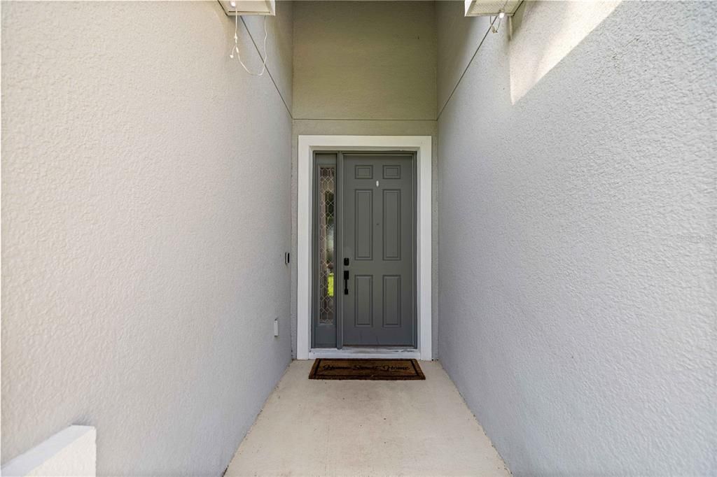 For Sale: $439,000 (4 beds, 2 baths, 2053 Square Feet)