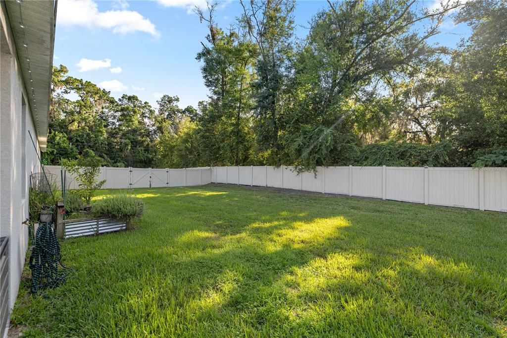 For Sale: $439,000 (4 beds, 2 baths, 2053 Square Feet)