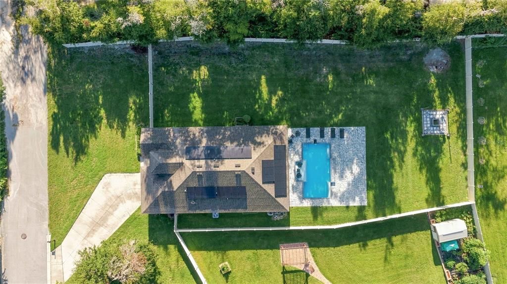 For Sale: $439,000 (4 beds, 2 baths, 2053 Square Feet)