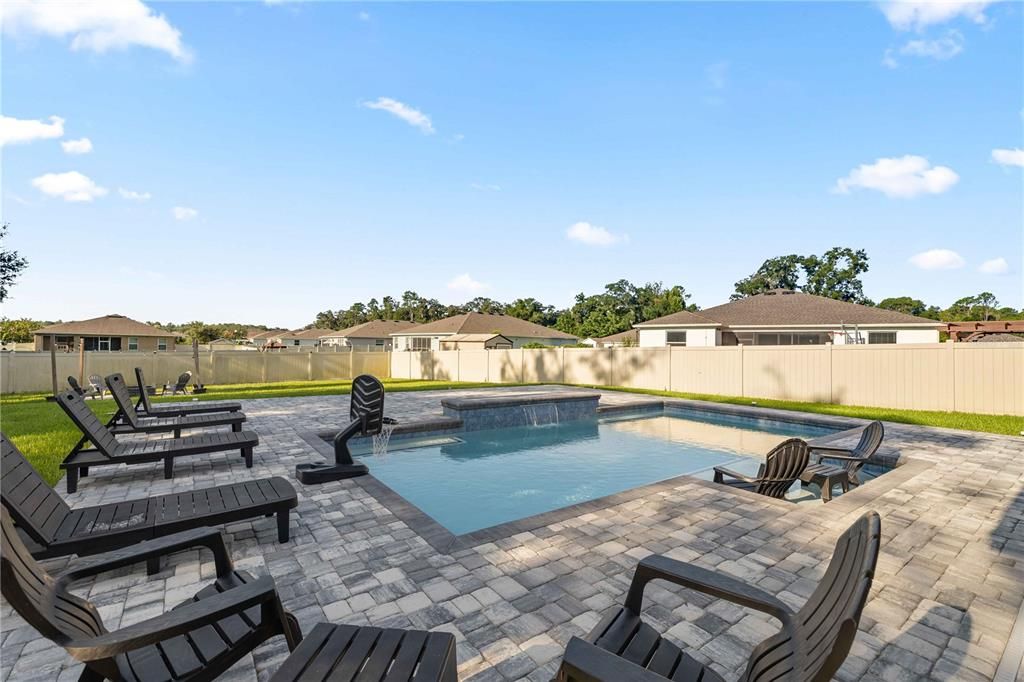 For Sale: $439,000 (4 beds, 2 baths, 2053 Square Feet)