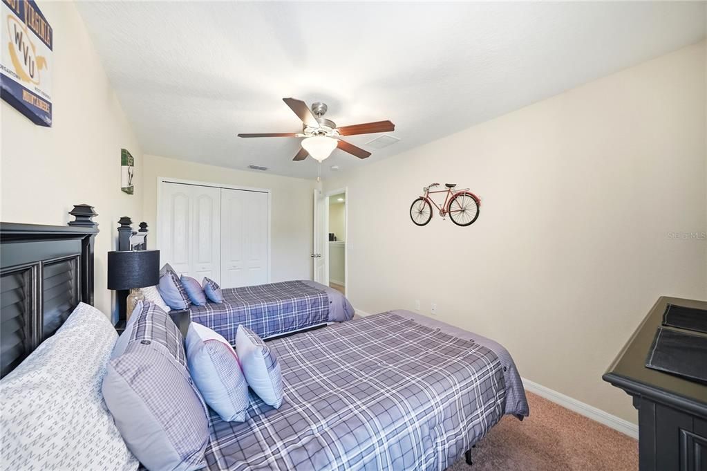 For Sale: $320,000 (3 beds, 2 baths, 2010 Square Feet)