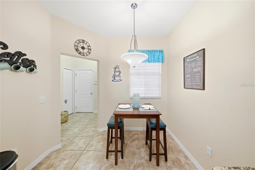 For Sale: $320,000 (3 beds, 2 baths, 2010 Square Feet)