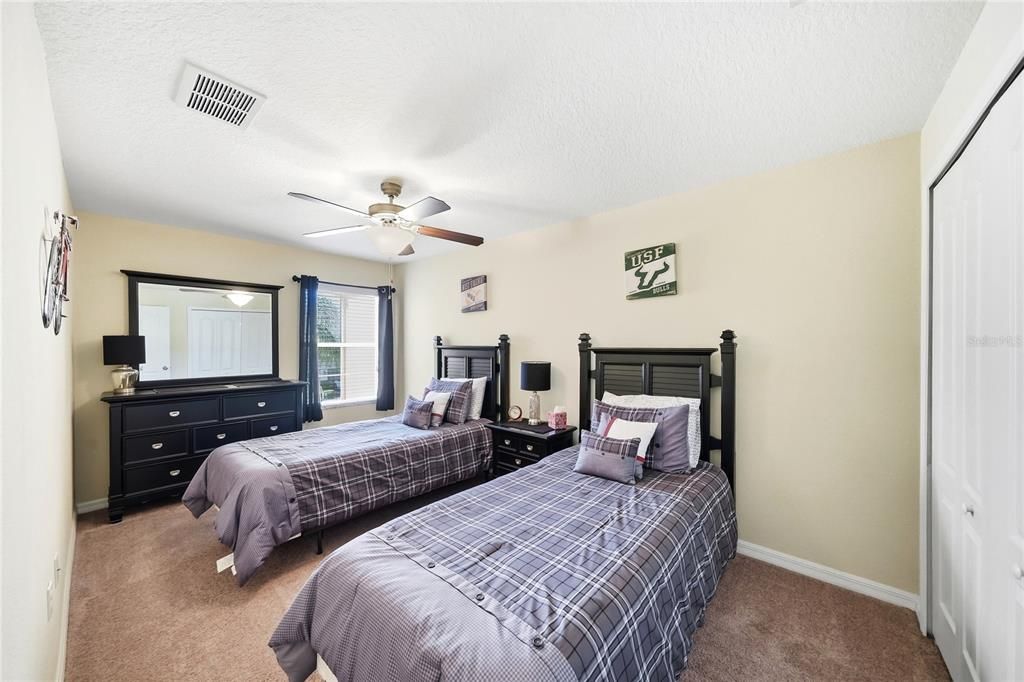 For Sale: $320,000 (3 beds, 2 baths, 2010 Square Feet)