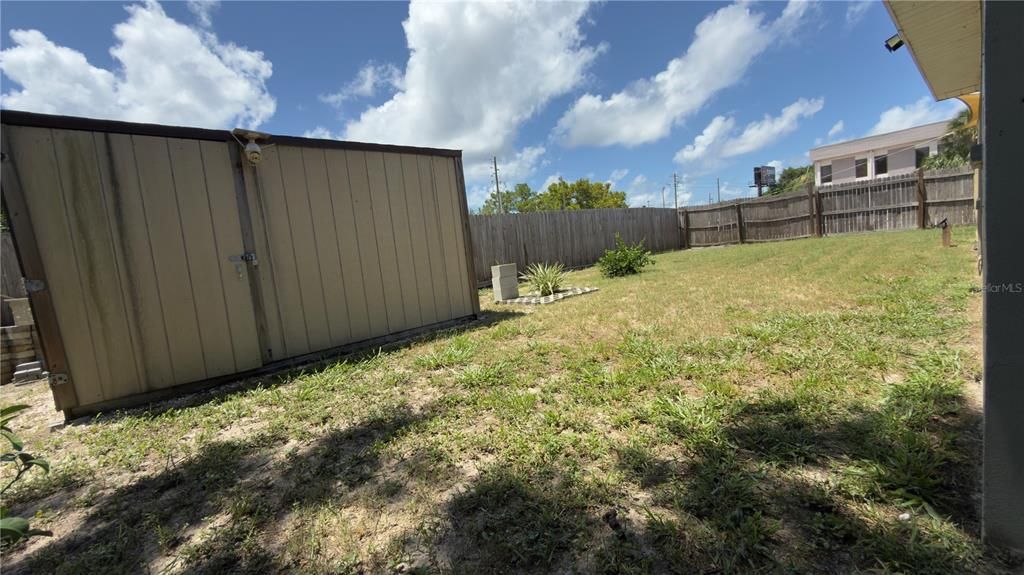 For Rent: $2,100 (3 beds, 2 baths, 1146 Square Feet)
