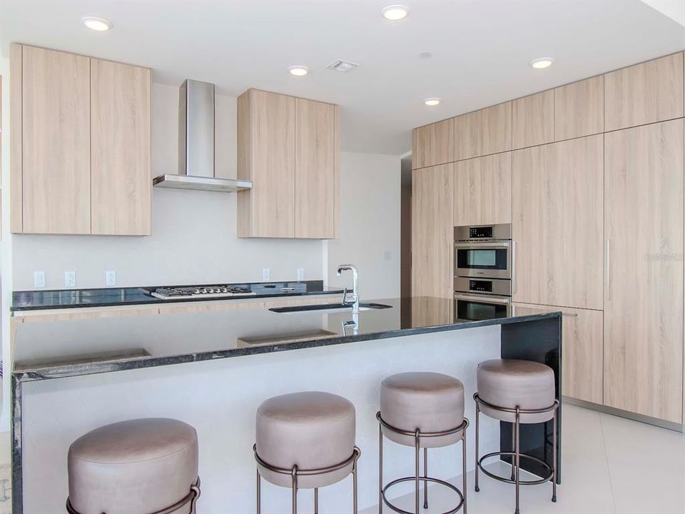 For Rent: $13,500 (3 beds, 3 baths, 3031 Square Feet)