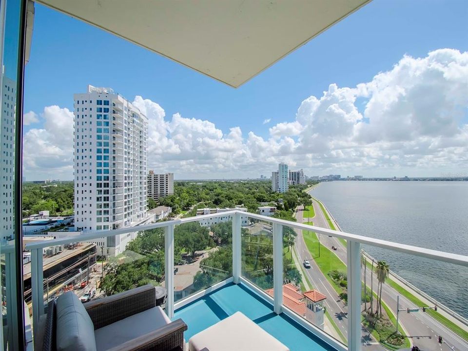 For Rent: $13,500 (3 beds, 3 baths, 3031 Square Feet)
