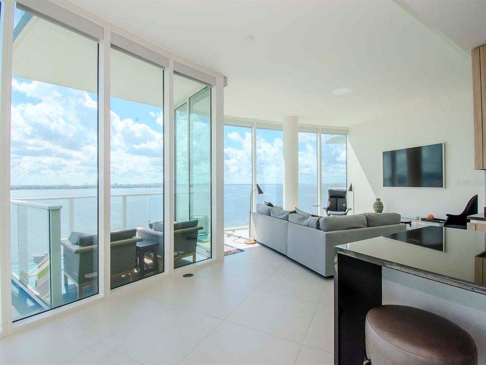 For Rent: $13,500 (3 beds, 3 baths, 3031 Square Feet)