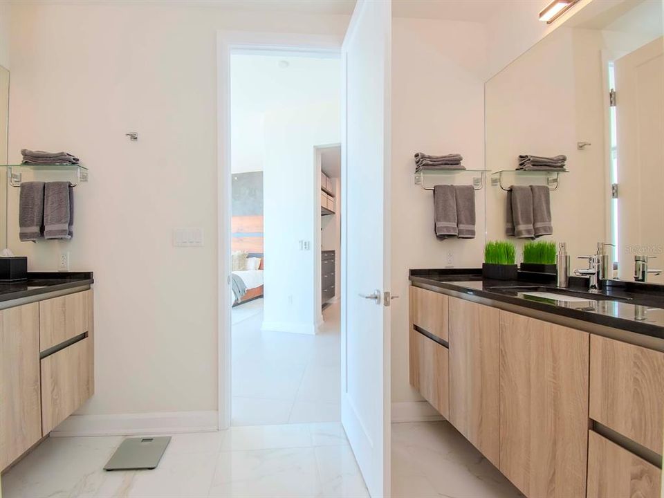 For Rent: $13,500 (3 beds, 3 baths, 3031 Square Feet)