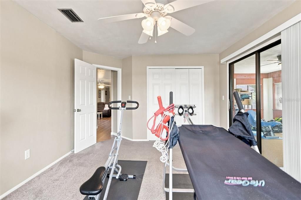 For Sale: $300,000 (3 beds, 2 baths, 1352 Square Feet)