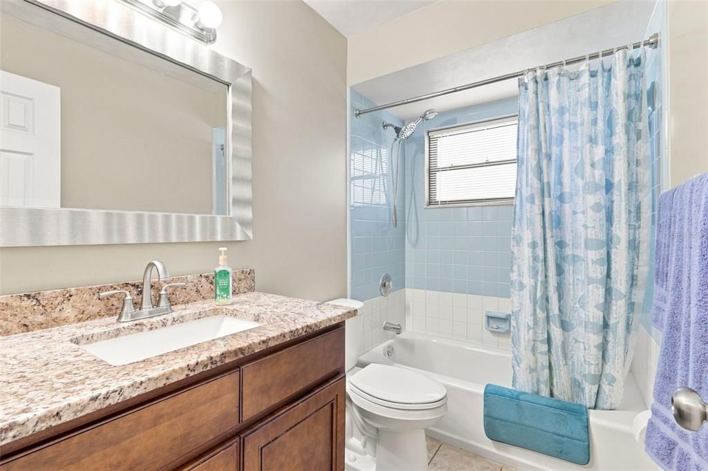 For Sale: $300,000 (3 beds, 2 baths, 1352 Square Feet)