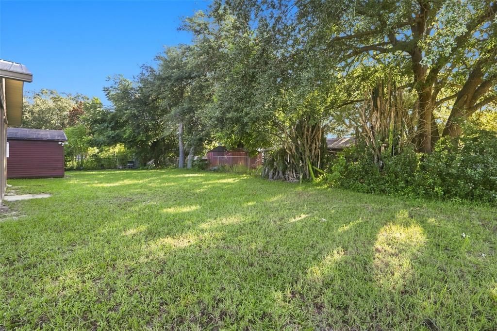 For Sale: $300,000 (3 beds, 2 baths, 1352 Square Feet)