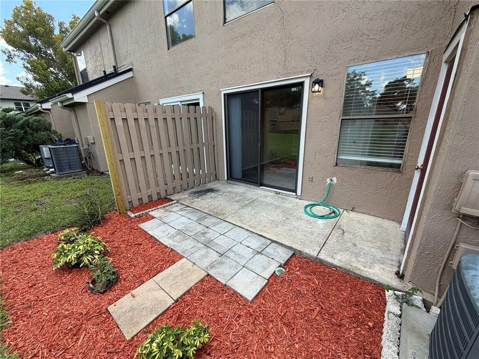 For Rent: $1,695 (2 beds, 2 baths, 1156 Square Feet)