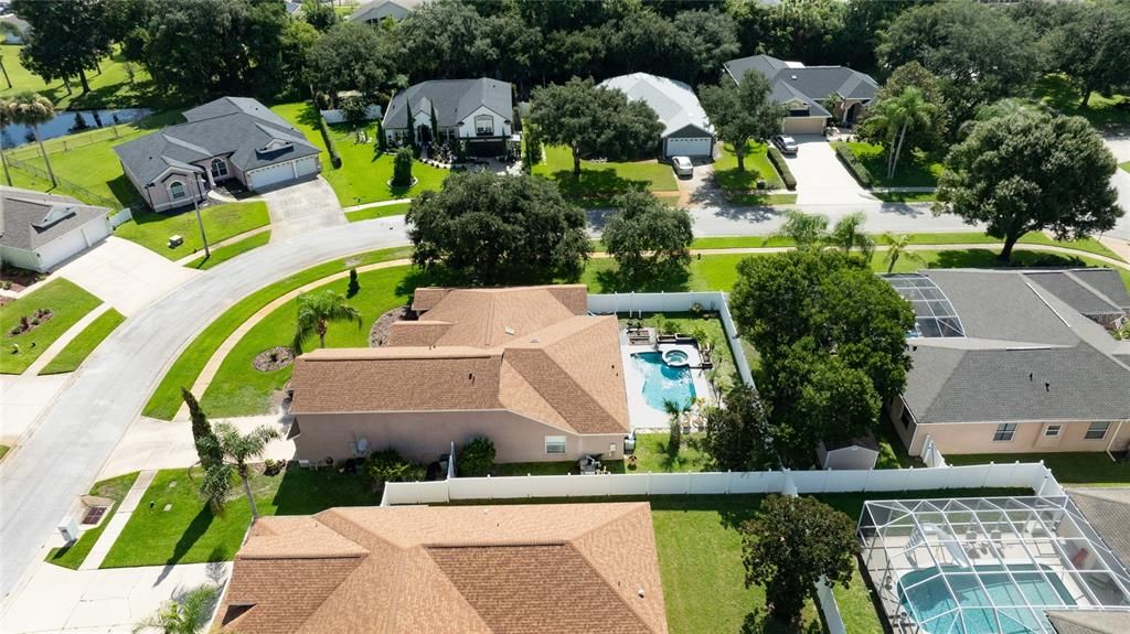 For Sale: $575,000 (5 beds, 3 baths, 2848 Square Feet)