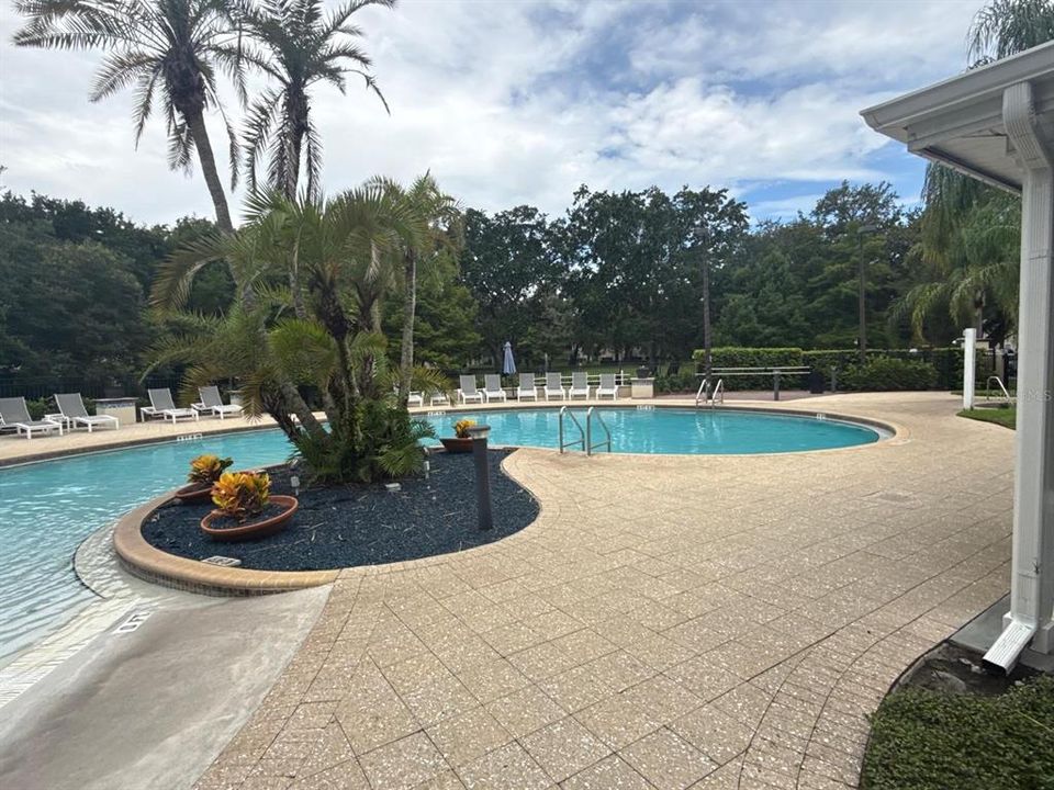 For Sale: $274,900 (3 beds, 2 baths, 1300 Square Feet)