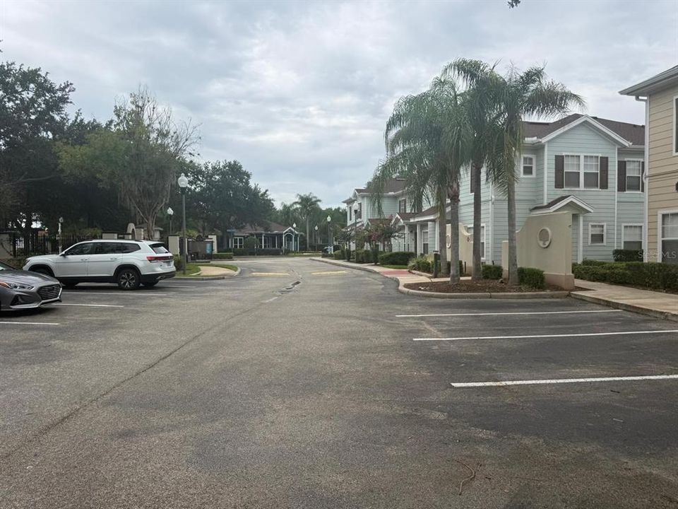 For Sale: $274,900 (3 beds, 2 baths, 1300 Square Feet)